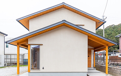 飽きがこないシンプルな外観